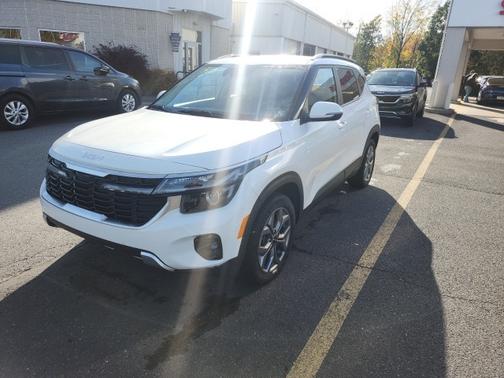 2024 Kia Seltos S