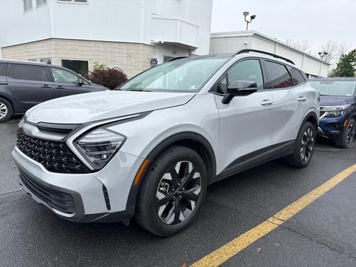 Gray 2024 Kia Sportage X-Line