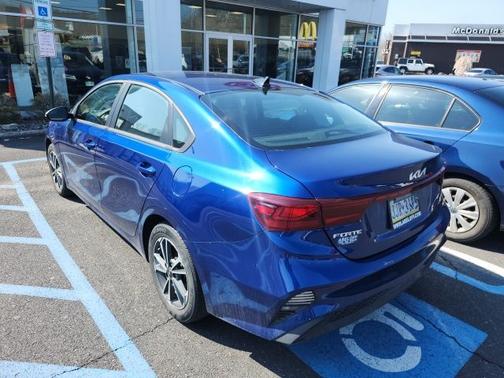 Deep Sea Blue 2023 Kia Forte LXS
