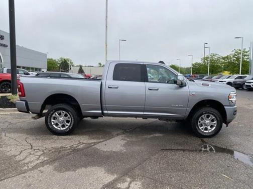 2024 RAM 2500 Laramie Crew Cab 4x4 64' Box