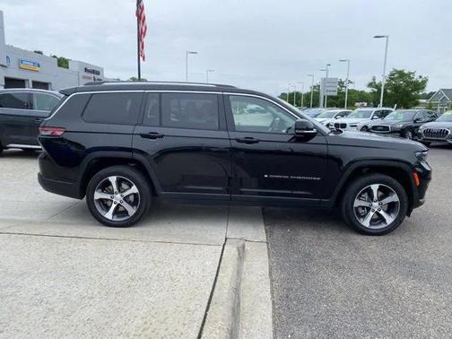 2023 Jeep Grand Cherokee L Limited 4x4