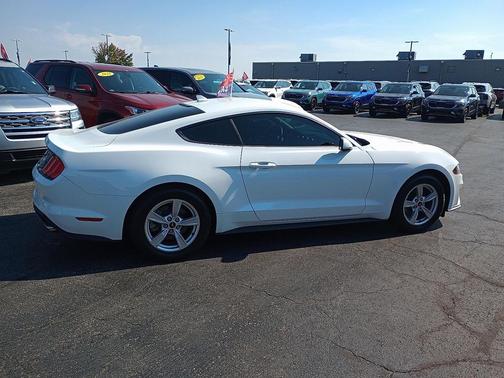 2023 Ford Mustang EcoBoost