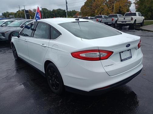 2014 Ford Fusion S