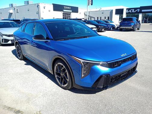 2025 Kia K4 GT-Line