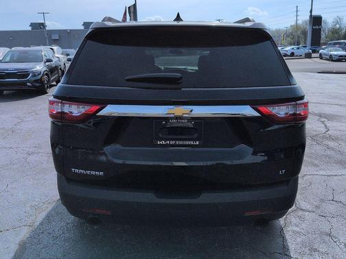Midnight Blue Metallic 2020 Chevrolet Traverse LT Cloth