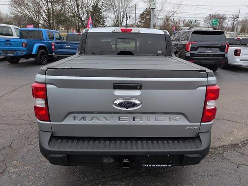 Iconic Silver Metallic 2023 Ford Maverick Lariat