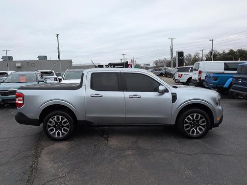 Iconic Silver Metallic 2023 Ford Maverick Lariat