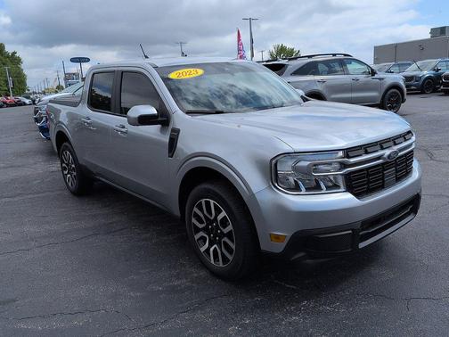 Iconic Silver Metallic 2023 Ford Maverick Lariat