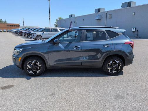 Gravity Gray 2025 Kia Seltos S