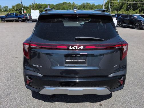 Gravity Gray 2025 Kia Seltos S