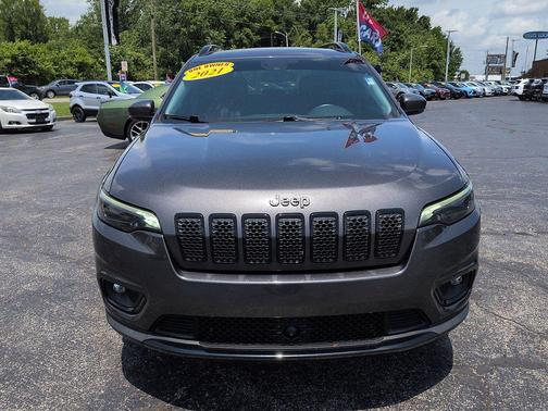 Granite Crystal Metallic Clearcoat 2021 Jeep Cherokee Altitude