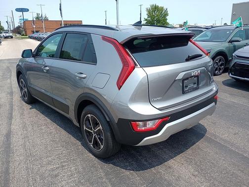 Steel Gray 2025 Kia Niro EX