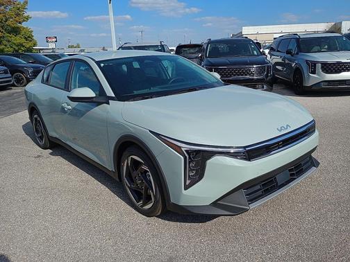 2025 Kia K4 EX