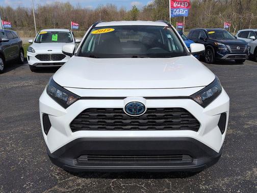 2019 Toyota RAV4 Hybrid LE