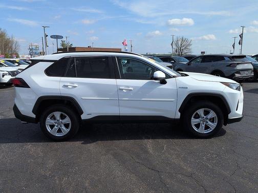 2019 Toyota RAV4 Hybrid LE