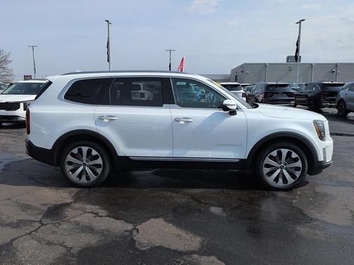 2020 Kia Telluride S