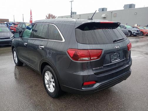 2020 Kia Sorento LX