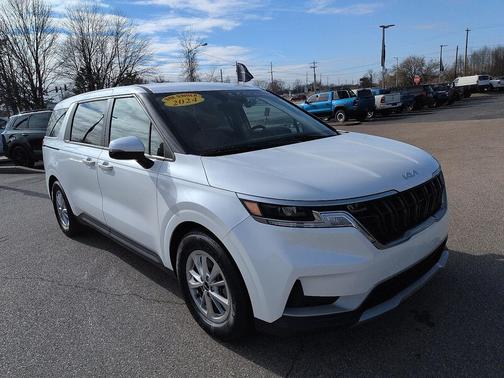 2024 Kia Carnival LX