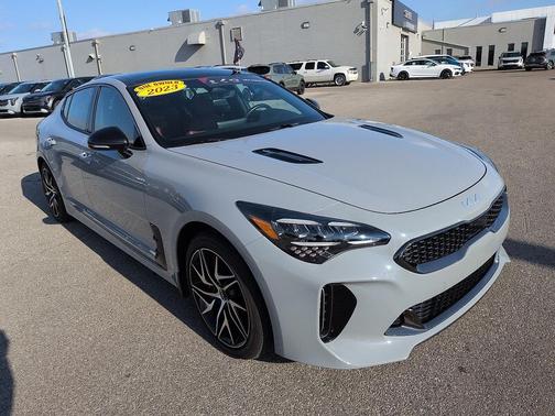 2023 Kia Stinger GT-Line