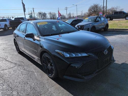 2022 Toyota Avalon Hybrid XSE