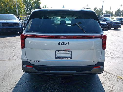 2026 Kia Carnival Hybrid SX