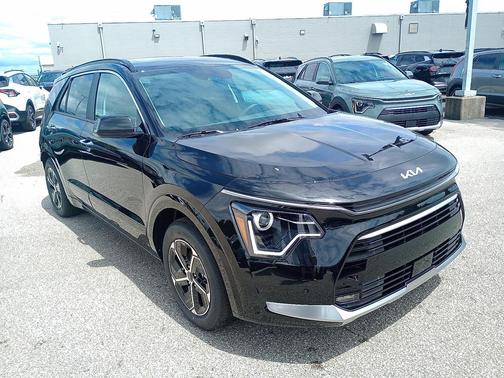 2025 Kia Niro SX