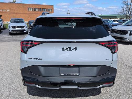Wolf Gray 2026 Kia Sportage X-Line