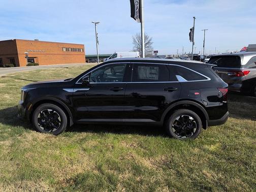 Ebony Black 2026 Kia Sorento S
