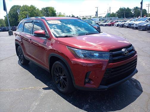 2019 Toyota Highlander SE