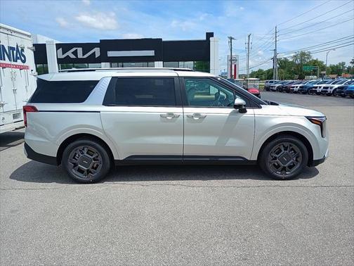 2025 Kia Carnival Hybrid EX