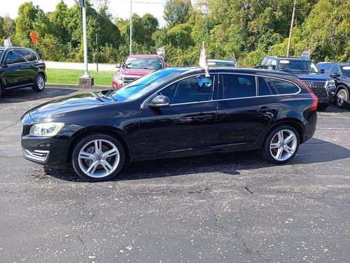 2017 Volvo V60 T5 Platinum