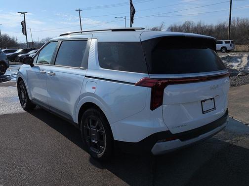 2026 Kia Carnival Hybrid EX