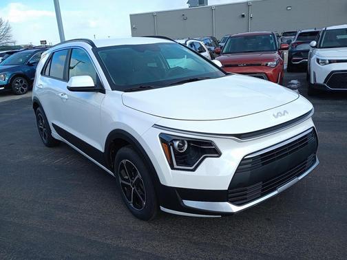 2025 Kia Niro LX
