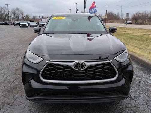 2022 Toyota Highlander L