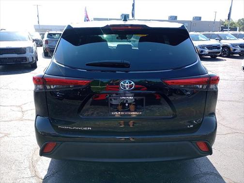 2023 Toyota Highlander LE