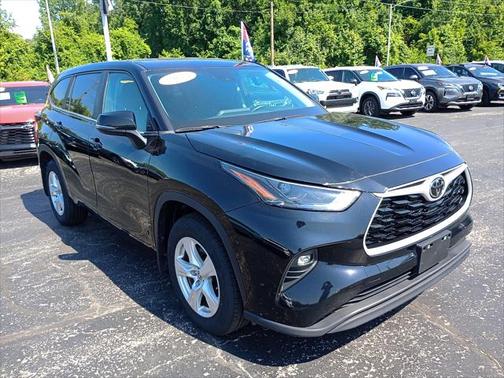 2023 Toyota Highlander LE