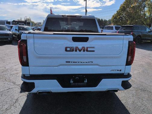 Summit White 2025 GMC Sierra 1500 AT4