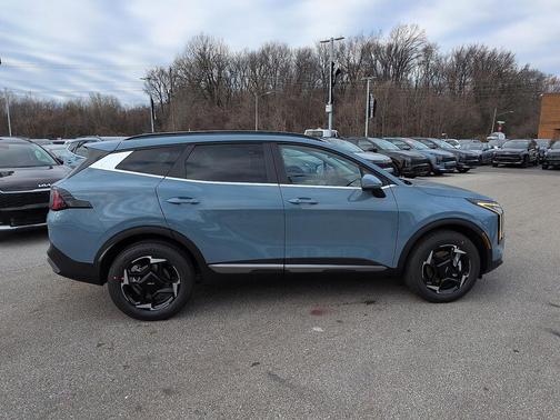 2026 Kia Sportage Hybrid EX