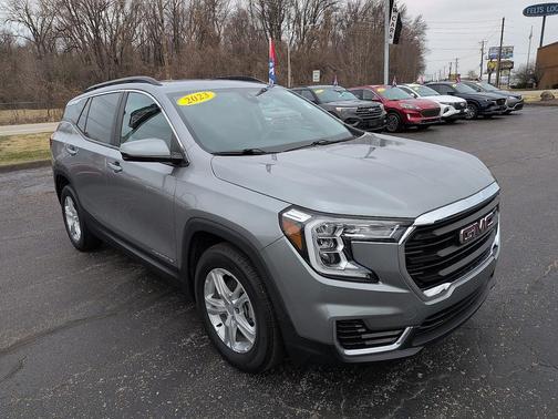 2023 GMC Terrain SLE