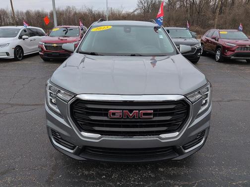 2023 GMC Terrain SLE