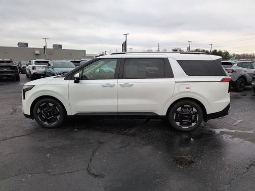 Snow White Pearl 2026 Kia Carnival EX