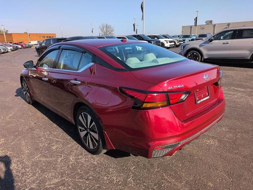 2020 Nissan Altima 2.5 SV