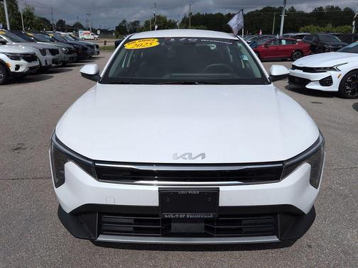 Snow White Pearl 2025 Kia K4 EX