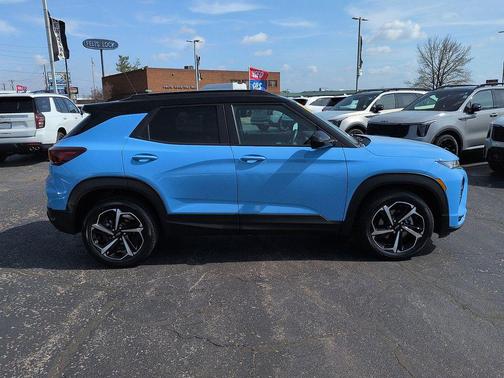 Fountain Blue 2023 Chevrolet Trailblazer RS
