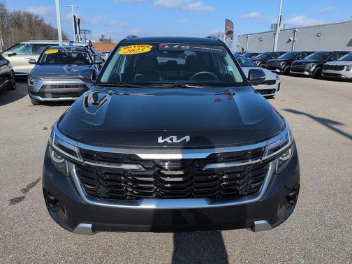 2025 Kia Seltos EX