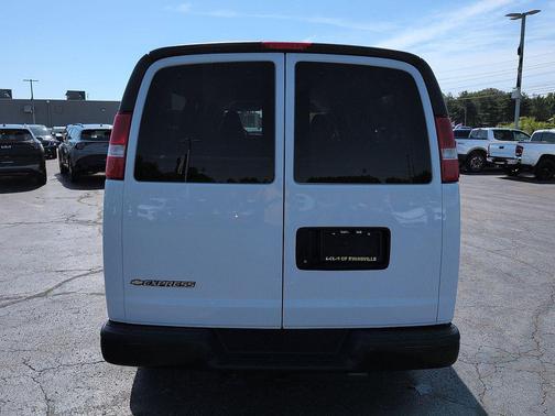 Summit White 2024 Chevrolet Express 3500 RWD 3500 Extended Wheelbase LS