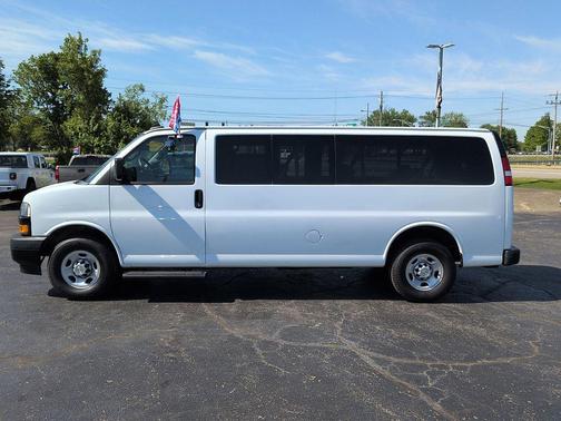 Summit White 2024 Chevrolet Express 3500 RWD 3500 Extended Wheelbase LS