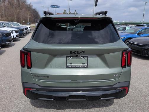 Jungle Green 2026 Kia Sorento SX