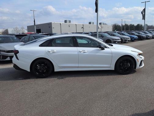 Snow White Pearl 2026 Kia K5 GT-Line FWD