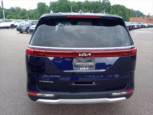 2023 Kia Carnival LX